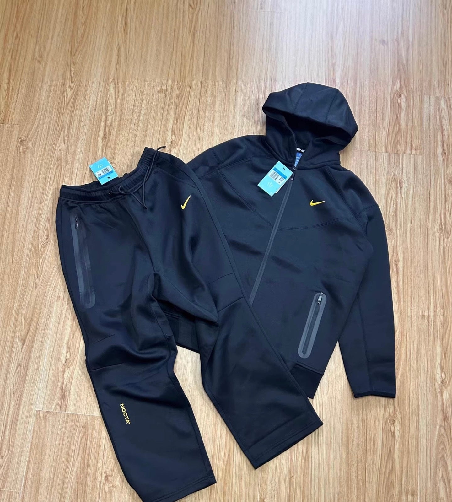 Conjunto de Chándal Nike Tech Fleece (Sudadera con Capucha y Pantalón)"