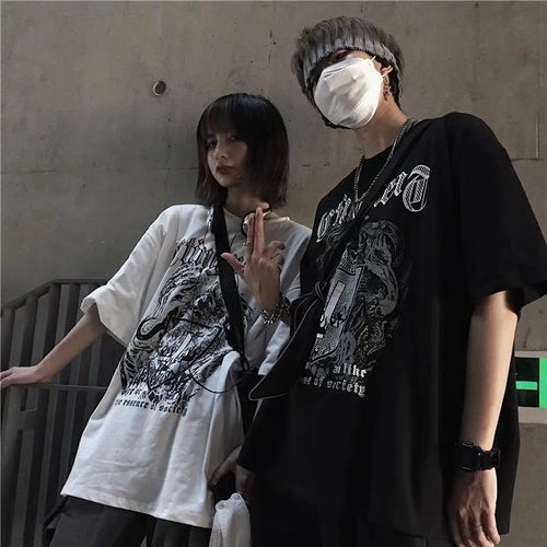 Camiseta Estilo Urbano Oversize - Diseño Gráfico