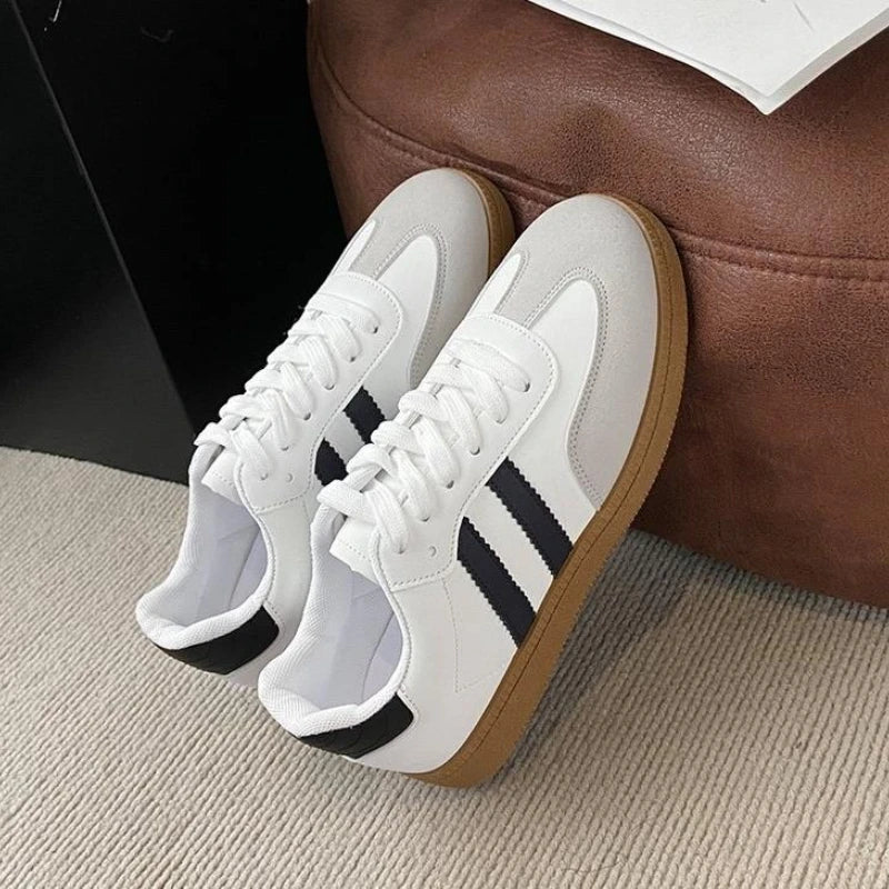 Zapatillas Urbanas Retro para Mujer | Tenis Casuales de Moda