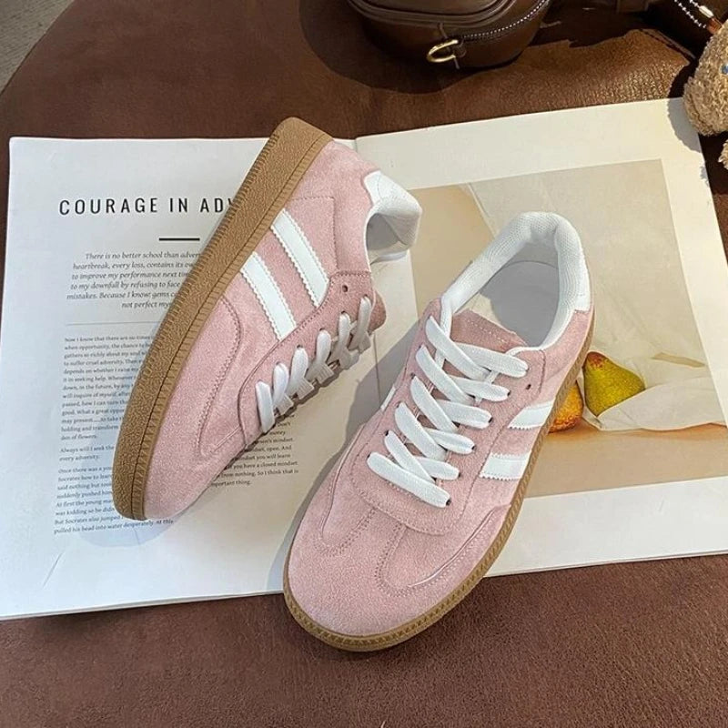 Zapatillas Urbanas Retro para Mujer | Tenis Casuales de Moda