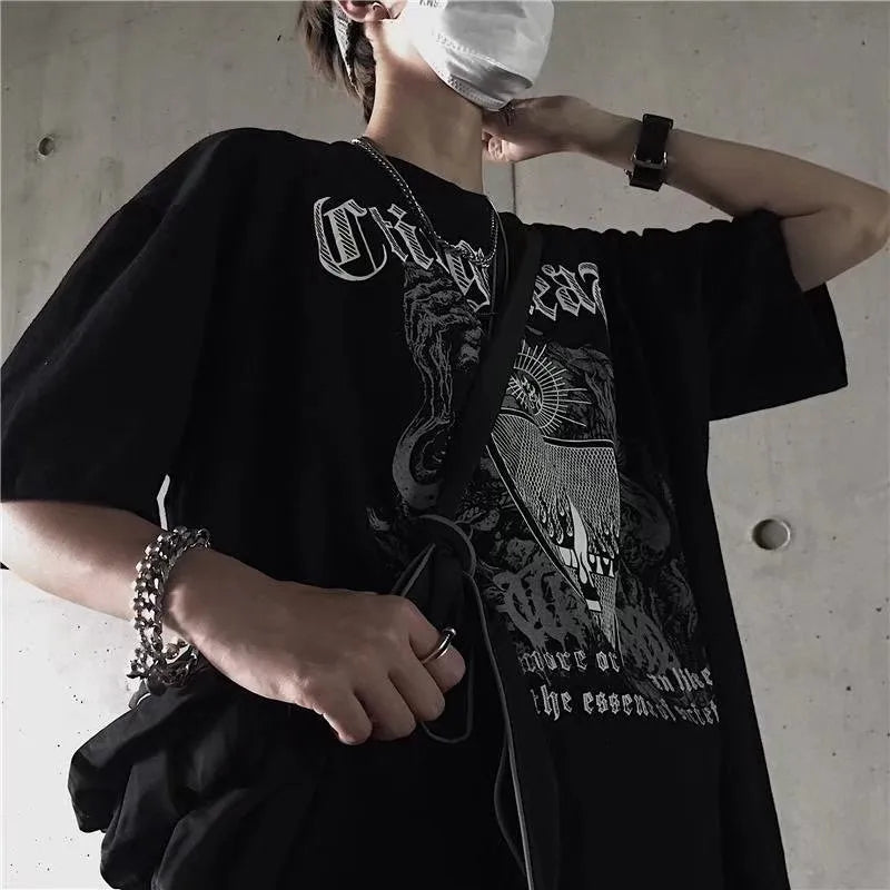 Camiseta Estilo Urbano Oversize - Diseño Gráfico