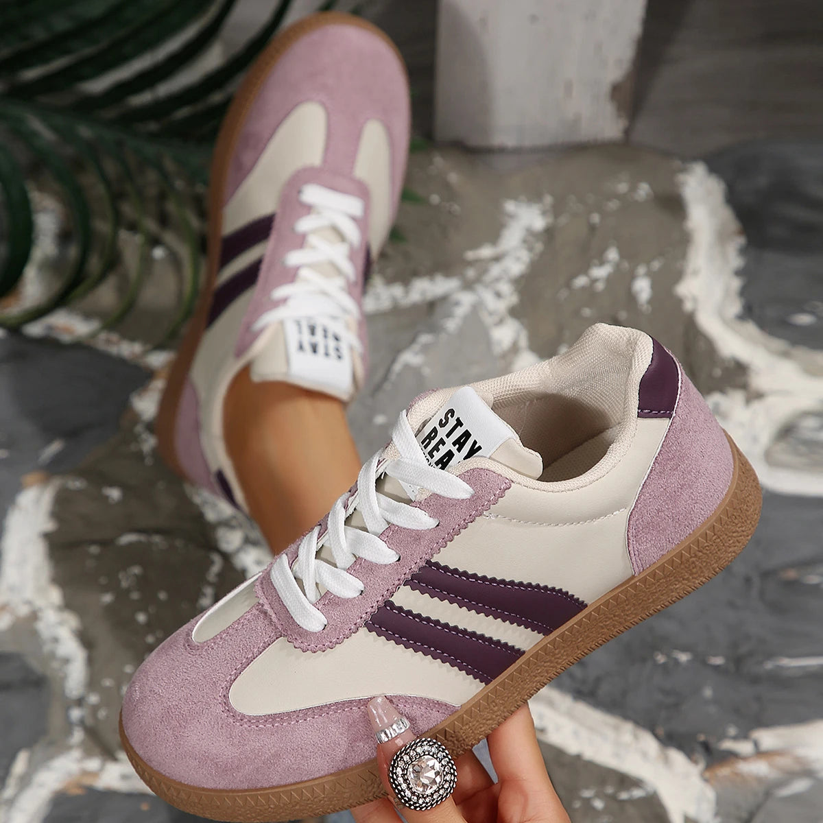 Zapatillas Deportivas Casuales para Mujer – Estilo Retro y Comodidad Ligera