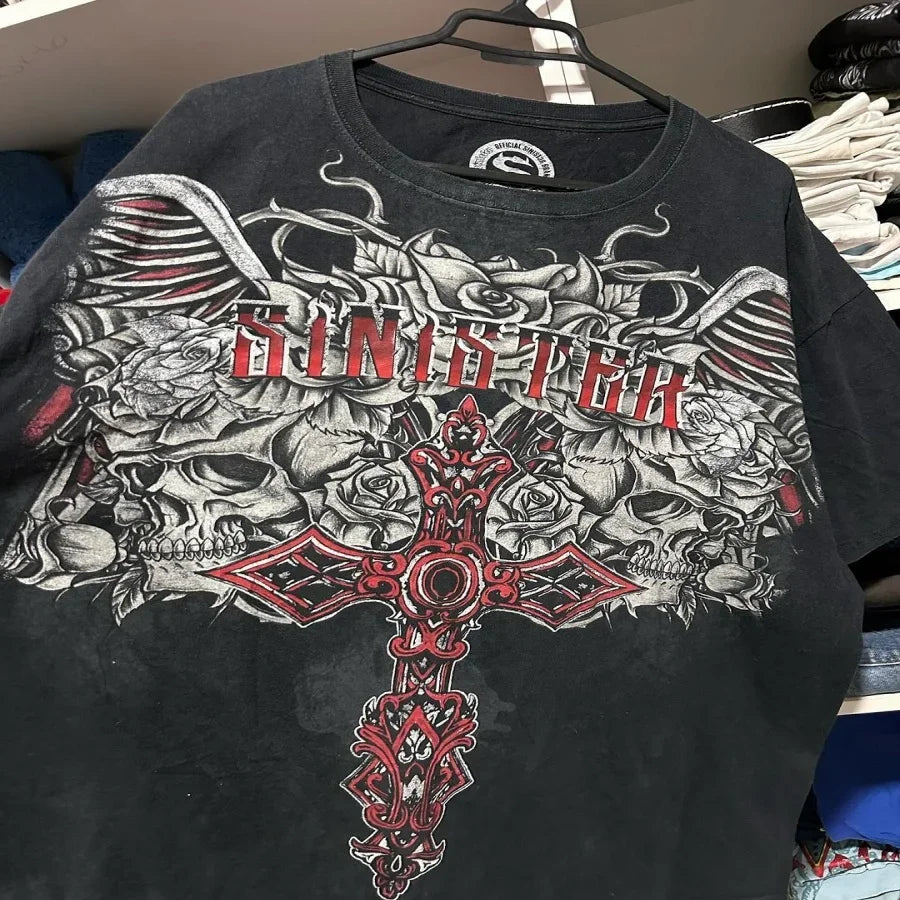 Camiseta Estilo Gótico Grunge Y2K – Estampado 3D Urbano con Calaveras y Cruces